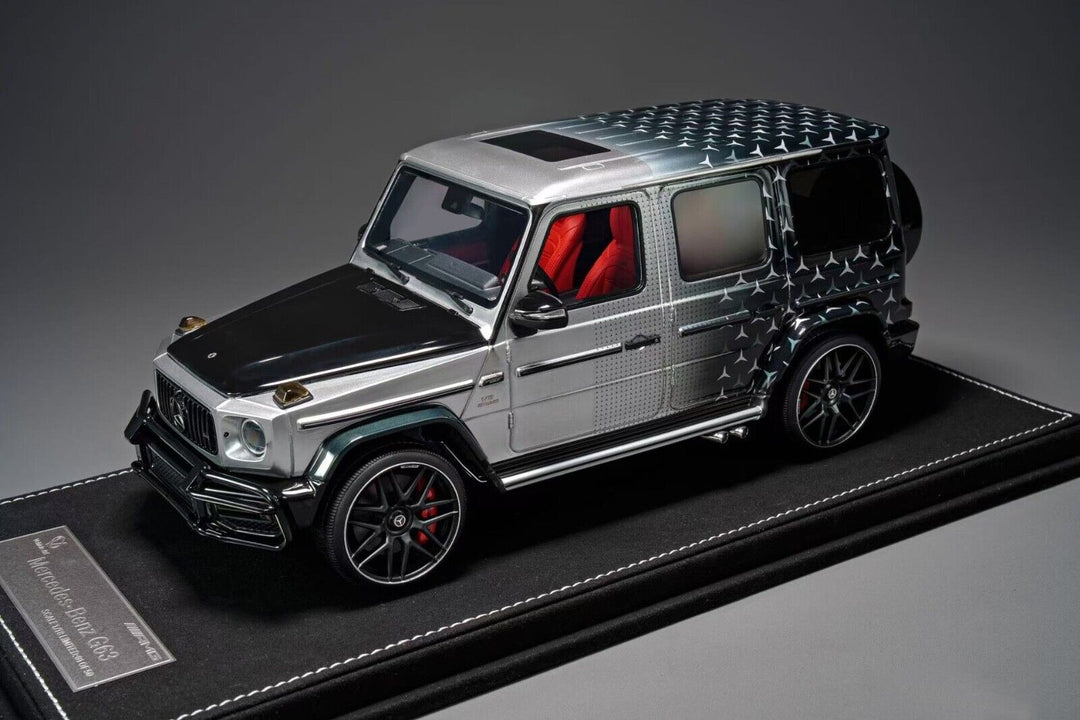 Mercedes-Benz AMG G63 (Silver/ Petronas Decals) [Vehicle Art] 1/18 scale