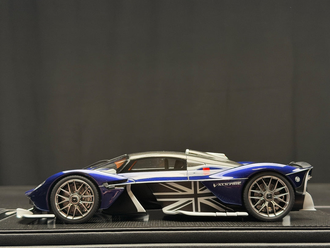Aston Martin Valkyrie (Blue/ UK Flag) [FrontiArt] 1/18 scale