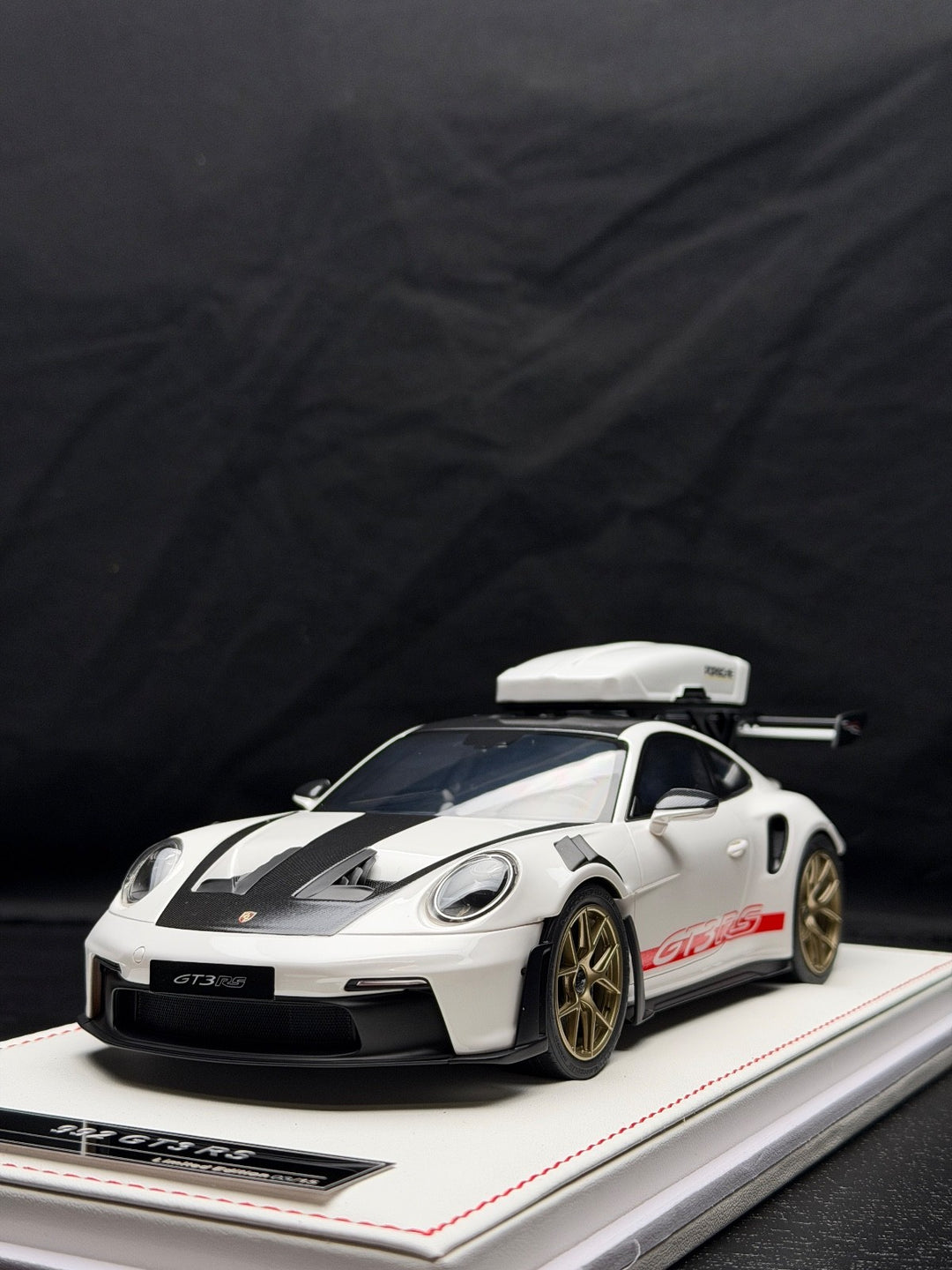 Porsche 911 GT3 RS w/ Roof Rack (White/ Red) [IVY Model] 1:18 scale