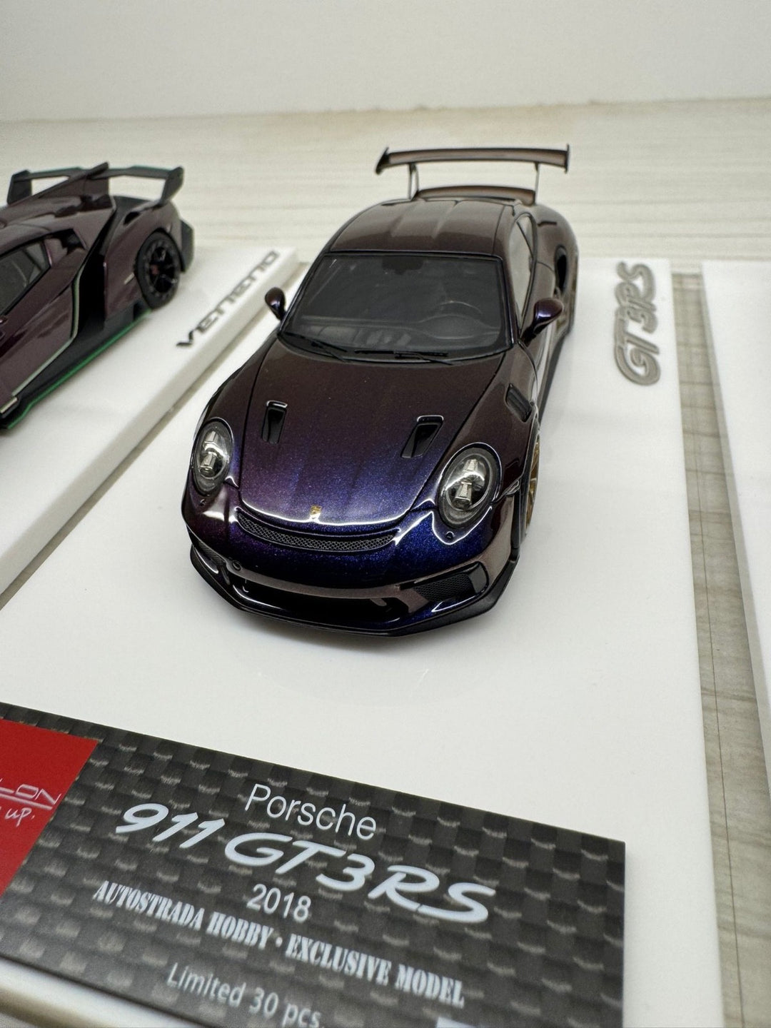 Porsche 911 GT3 RS (AUTOSTRADA HOBBY - Exclusive Model) [Make Up] 1:43 scale