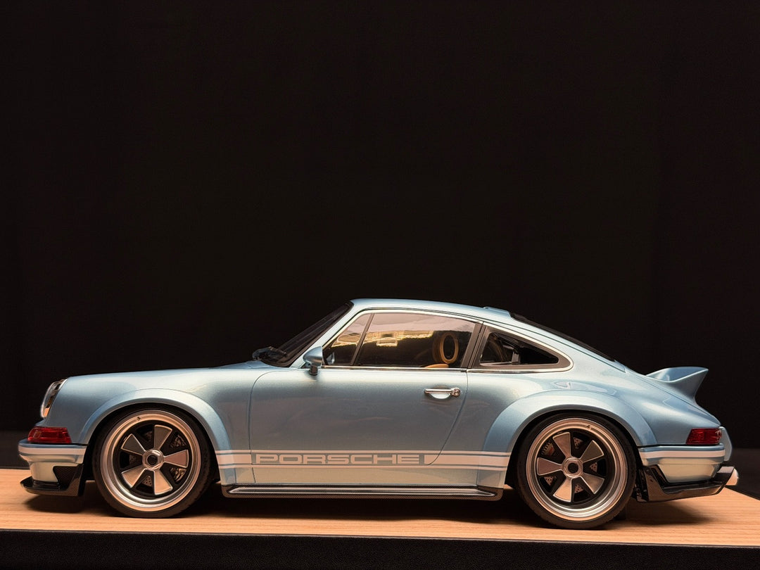 Porsche 911 Singer DLS (Ice Blue) [IVY Model] 1:12 scale