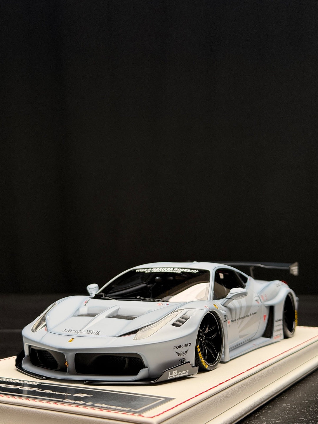 Ferrari 458 GT LBWK (Matte Gray) [Davis & Giovanni] 1/18 scale