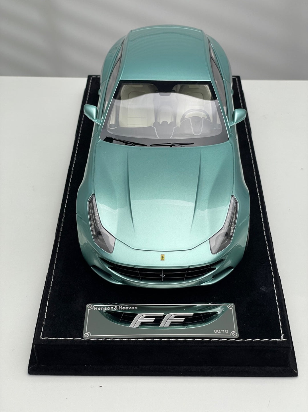 Ferrari FF (Ice Blue) [Henson&Heaven] 1/18 scale