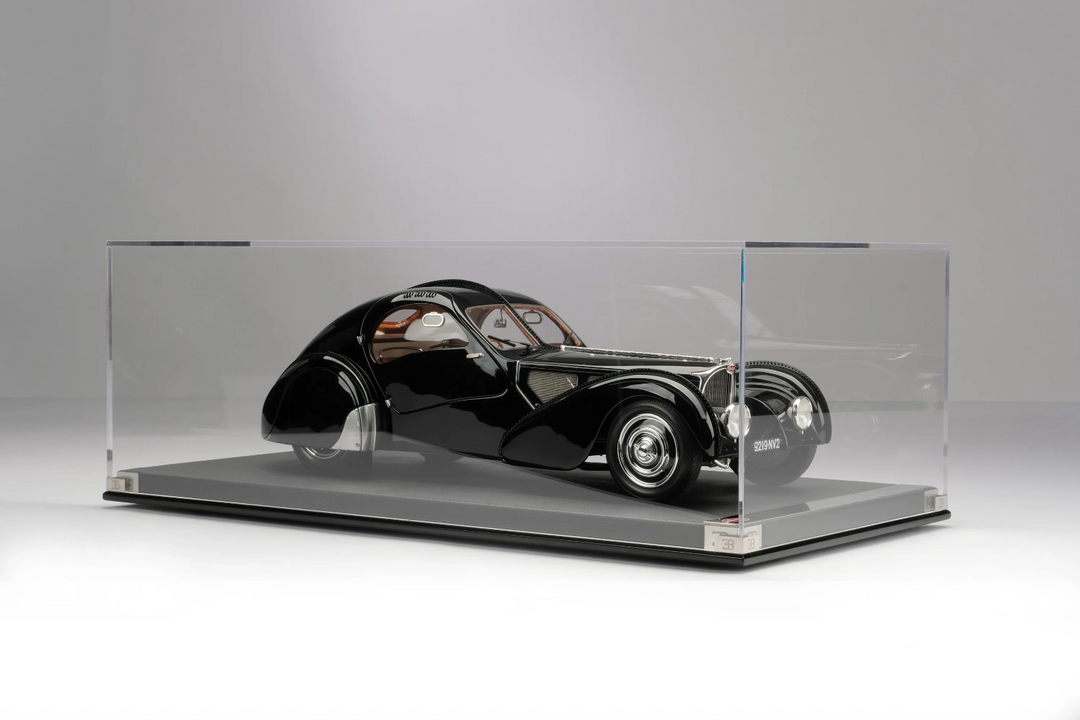 BUGATTI TYPE 57SC ATLANTIC ("LA VOITURE NOIRE") [Openable] By: Amalgam 1:8 scale