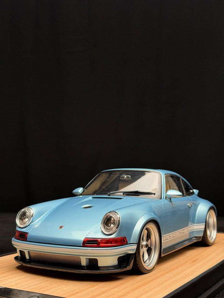 Porsche 911 Singer DLS (Ice Blue) [IVY Model] 1:12 scale