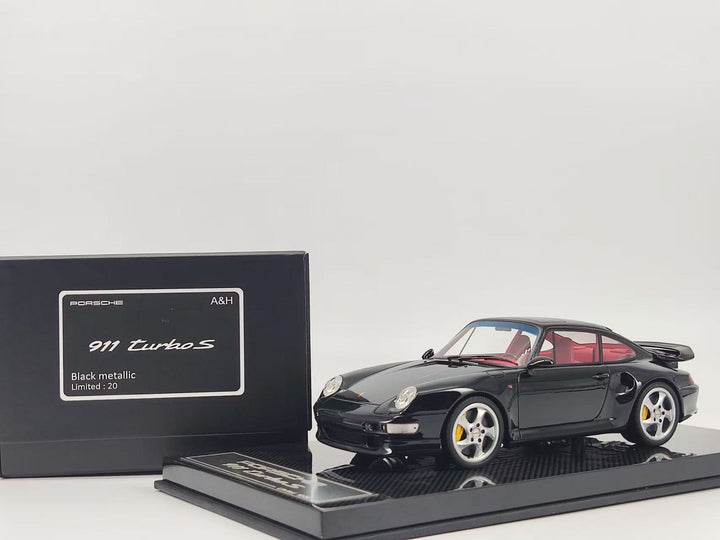 Porsche 911 Turbo S (Black) [Dino Model] 1/18 scale