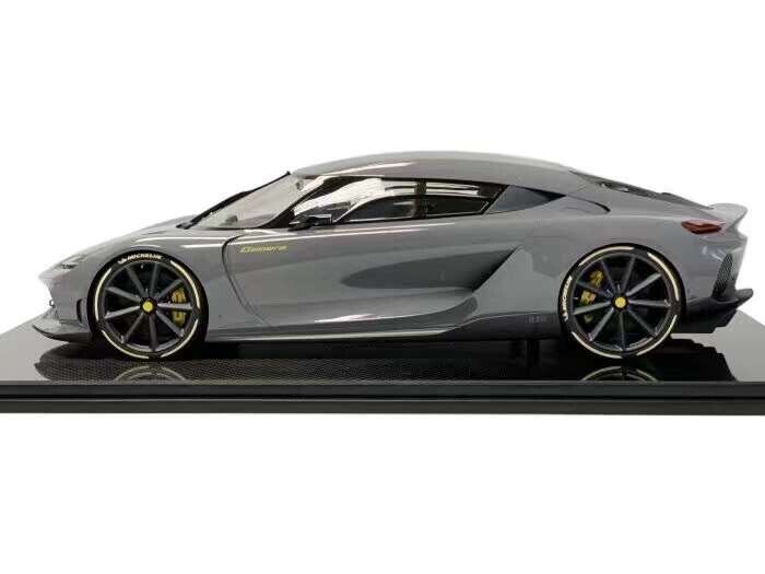 Koenigsegg Gemera (Gray) [FrontiArt] 1:8 scale