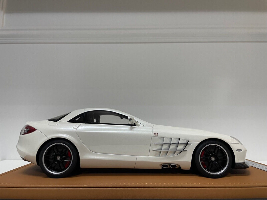 Mercedes-Benz SLR Mclaren 722 Edition (Pearl White) [Ivy Merit Model] 1/18 scale