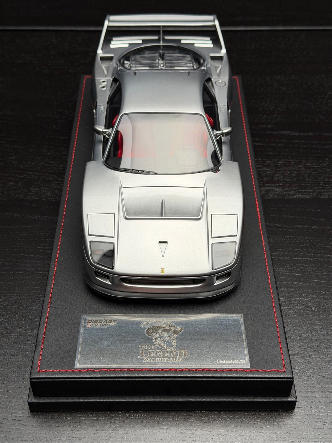 Ferrari F40 (Silver) [DIECAST SHOW] 1:18 scale