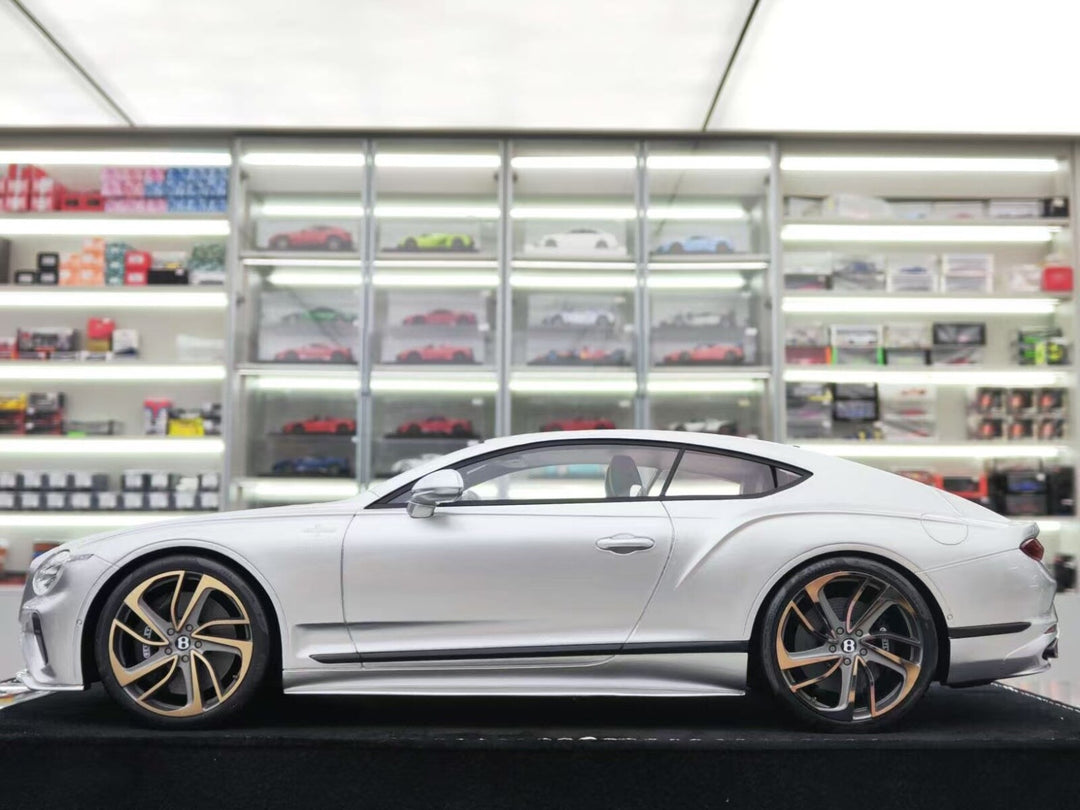 Bentley Continental GTS (Chrome Silver) [Henson&Heaven] 1/18 scale