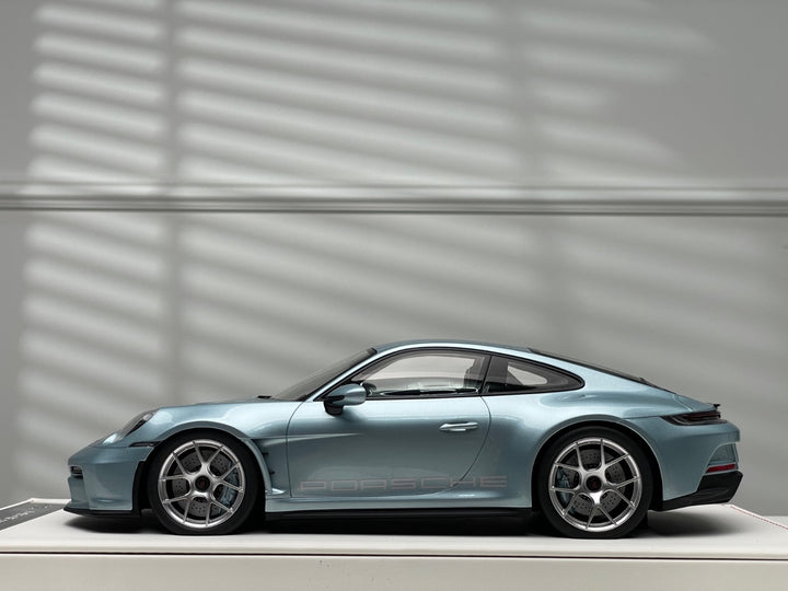 Porsche 911 S/T (Ice Blue/ Silver Rims) [Ivy Merit Model] 1/18 scale