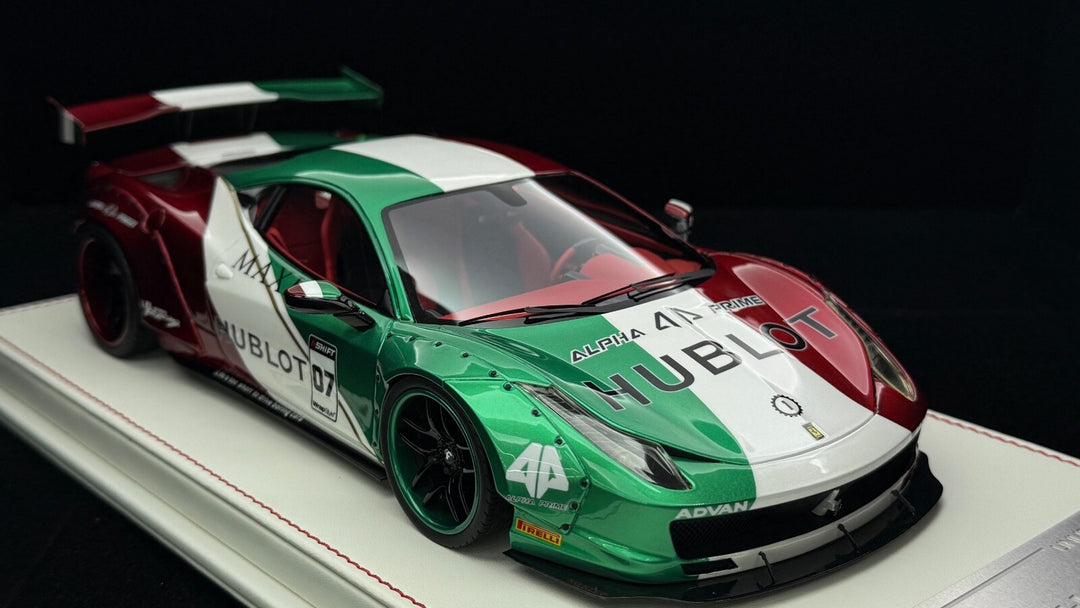 Ferrari 458 Italia LBWK (Italy Flag Racing Livery)[Davis & Giovanni] 1:18 1 OF 1