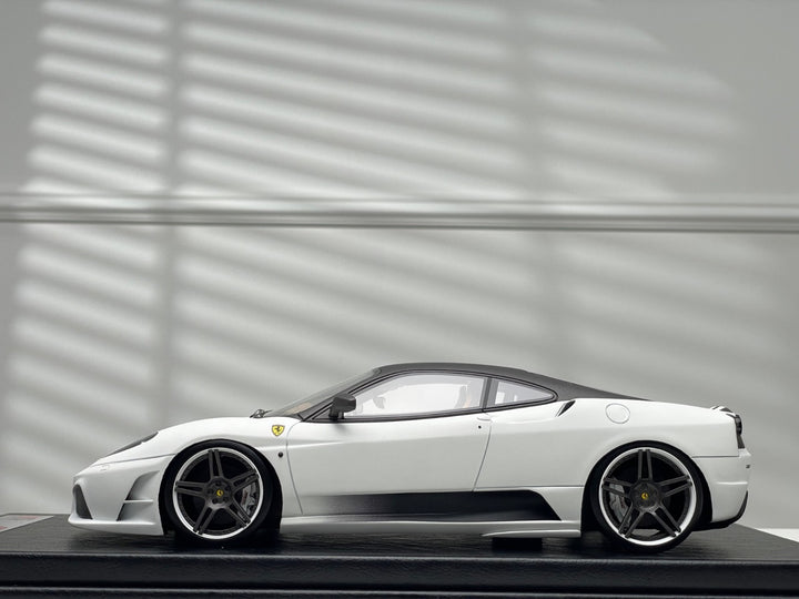Ferrari F430 Scuderia NOVITEC (Matte White/ Black) [MG Model] 1:18 scale