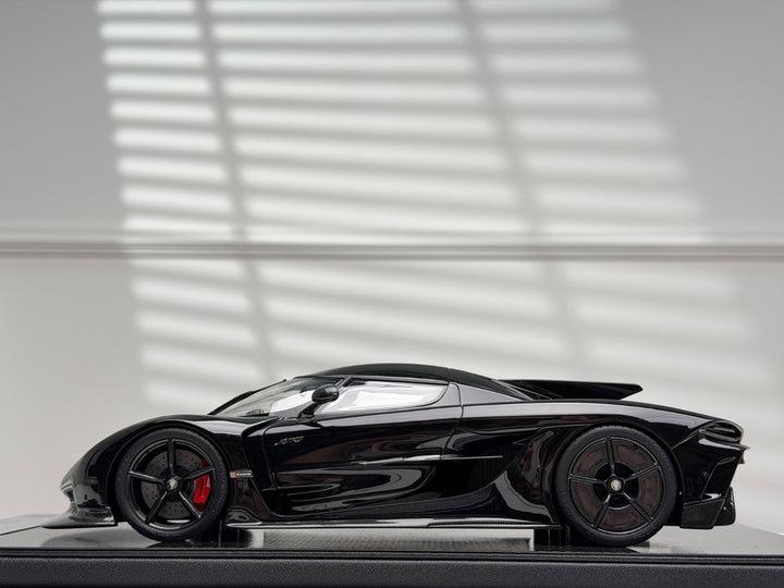 Koenigsegg Jesko Absolut (Jet Black) [FrontiArt] 1/18 scale