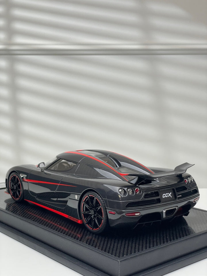 Koenigsegg CCX (Carbon Fiber/ Red Stripe) [VMB Model] 1/18 scale
