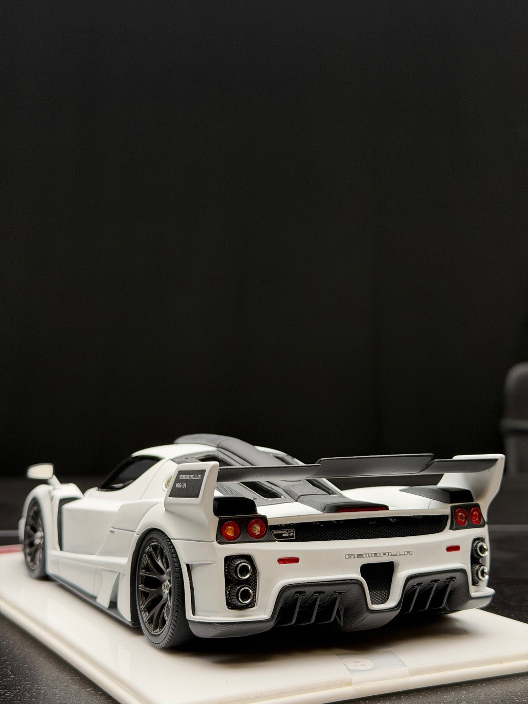 GEMBALLA MIG-U1 (White) [APM Model] 1:18 scale