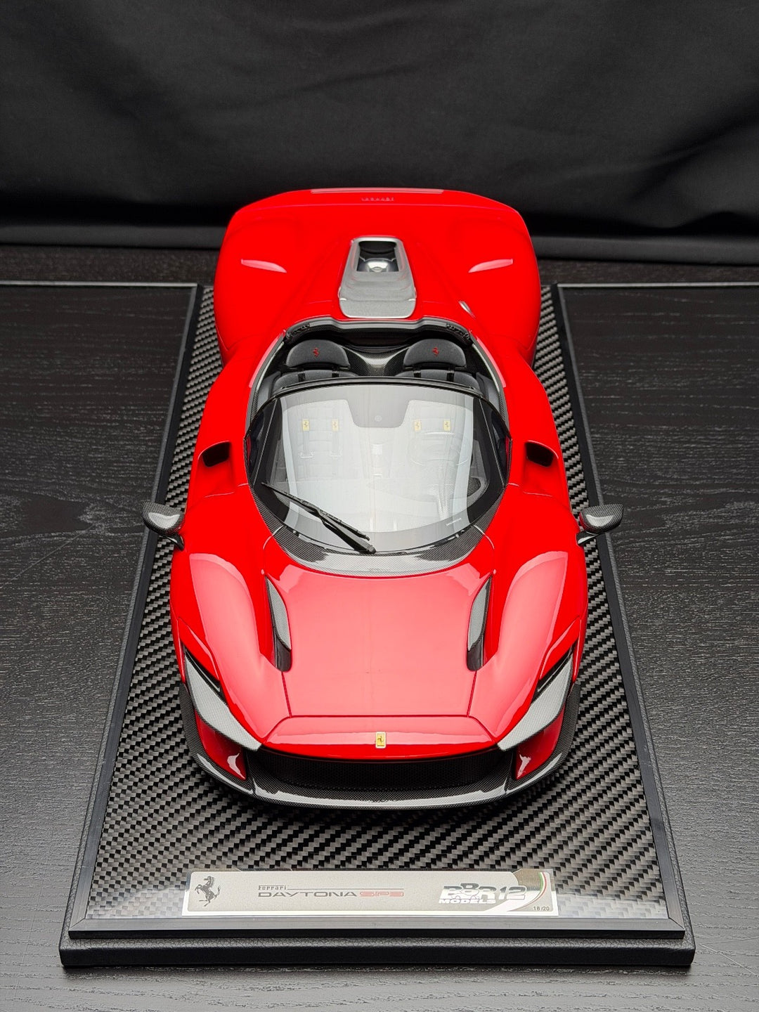 Ferrari Daytona SP3 (Rosso Corsa) [BBR] 1:12 scale