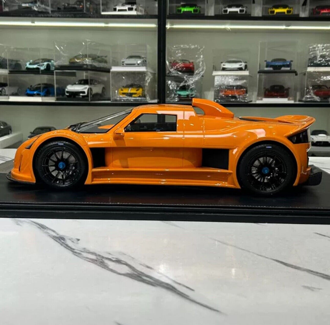 Gumpert Apollo (Orange) [Custom] 1/8 scale