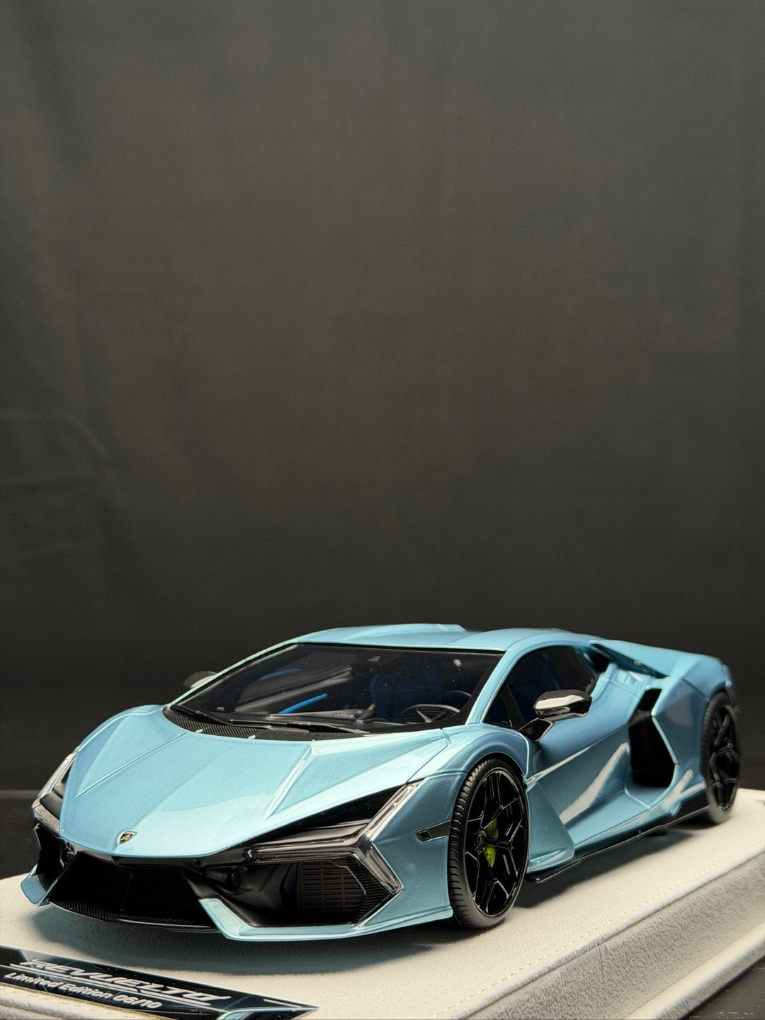 Lamborghini Revuelto (Ice Blue) [BBA Model] 1/18 scale