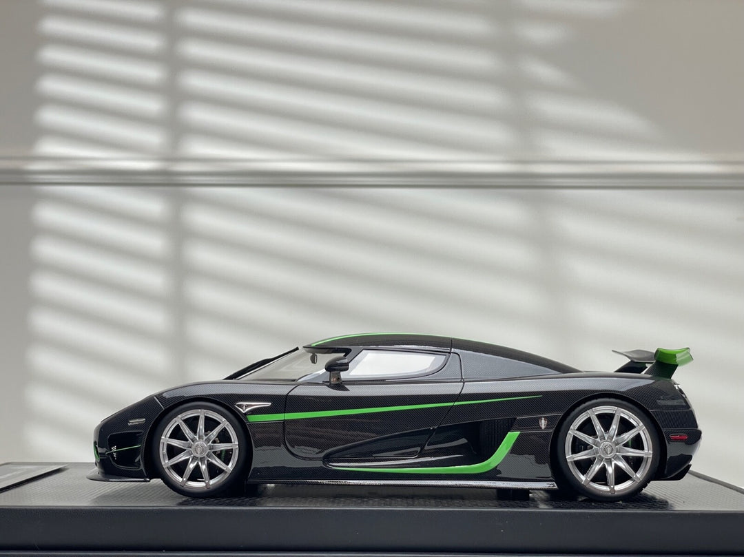 Koenigsegg CCX (Carbon Fiber/ Green Stripe) [VMB Model] 1/18 scale