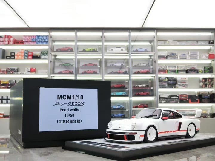 Porsche 930 DLS Singer (Pearl White) [MCM] 1/18 scale