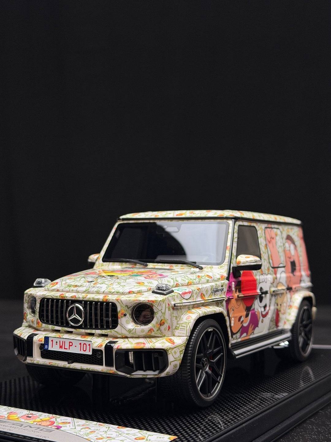 Mercedes-AMG G63 (Family Guy) [Dino Model] 1/18 scale