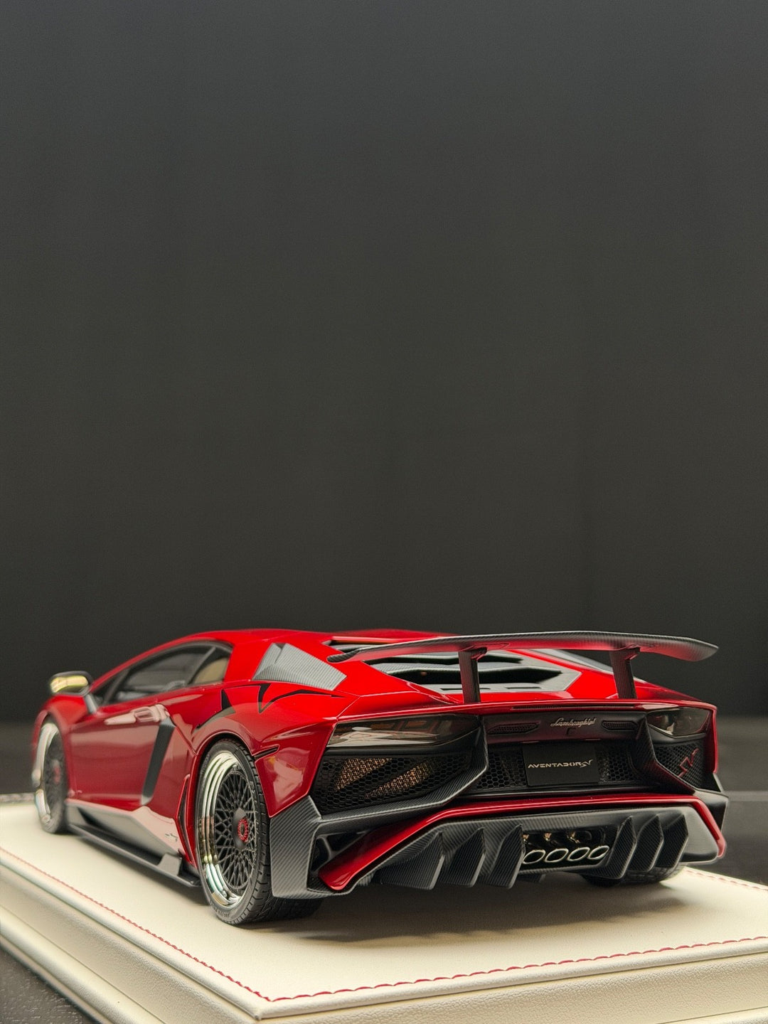 Lamborghini Aventador SV LBWK (Red) [Davis & Giovanni] 1:18 scale ...