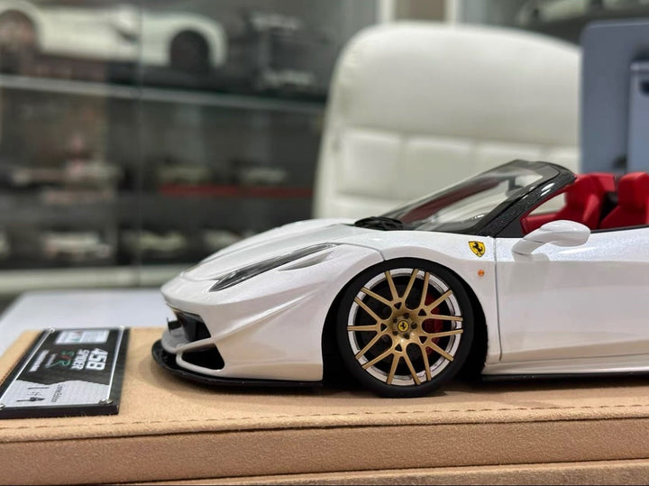 Ferrari 458 Spider SVR (Metallic White) [Veloce] 1:18 scale