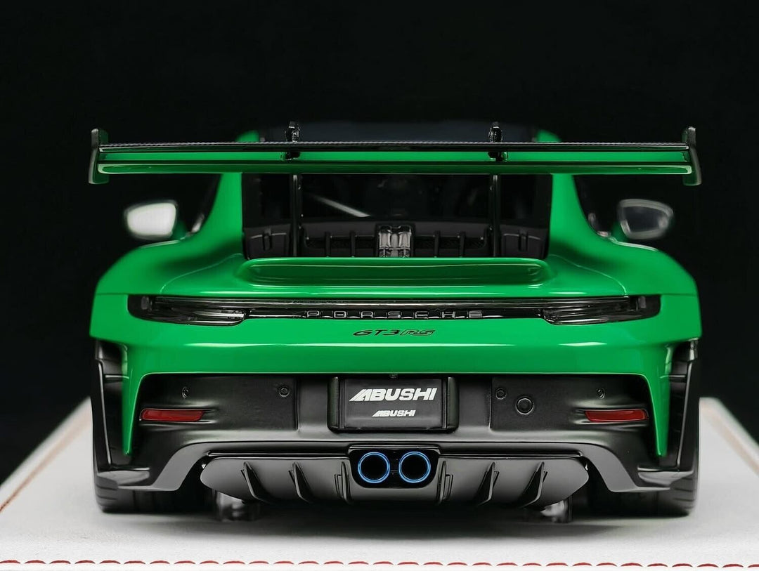 Porsche 911 GT3RS (Viper Green) [Davis & Giovanni] 1:18 scale
