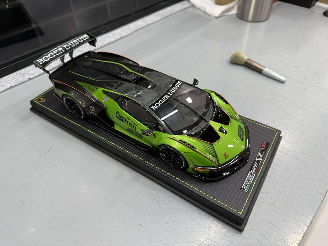 Lamborghini Essenza SCV12 (Metallic Green/ Black) [MR Collection] 1/18 scale