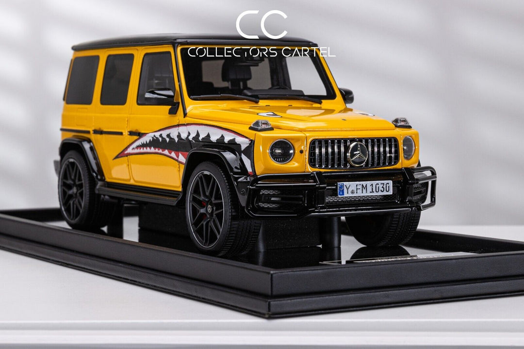 Mercedes-Benz AMG G63 (Yellow/ Hand painted by AMANO) [Motorhelix] 1/18 scale