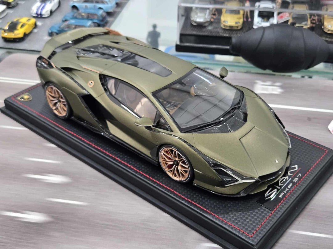 Lamborghini SIAN FKP 37 (Matte Dark Green) [MR Collection] 1/18 scale
