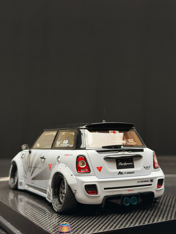 MINI Cooper LBWK (Matte Gray) [Timothy & Pierre] 1/18 scale