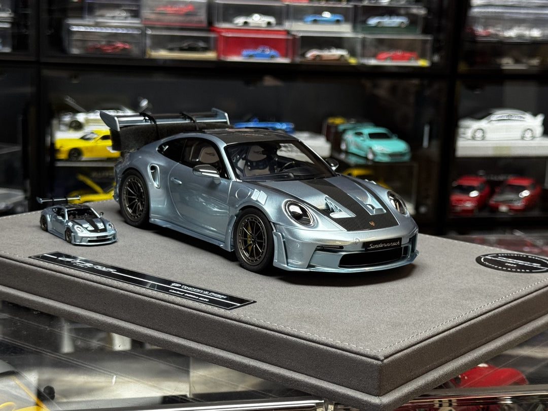 Porsche 911 GT3 RS (Ice Blue, Special Display) [Timothy & Pierre] 1/18 scale