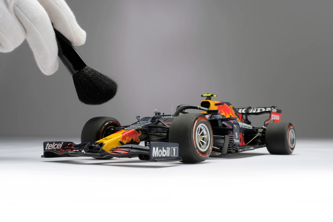 RED BULL RACING HONDA RB16B (2021 ABU DHABI GRAND PRIX) [Amalgam] 1:18 scale