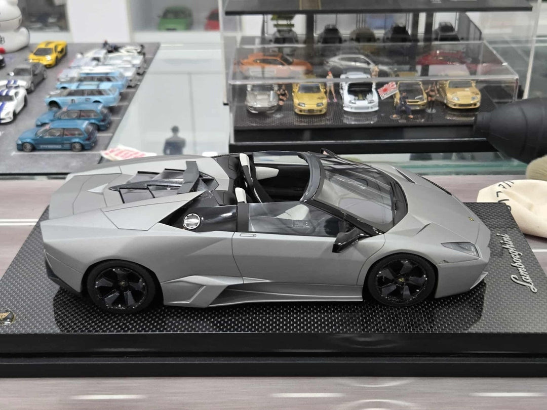 Lamborghini Reventon Roadster (Matte Gray) [MR Collection] 1/18 scale
