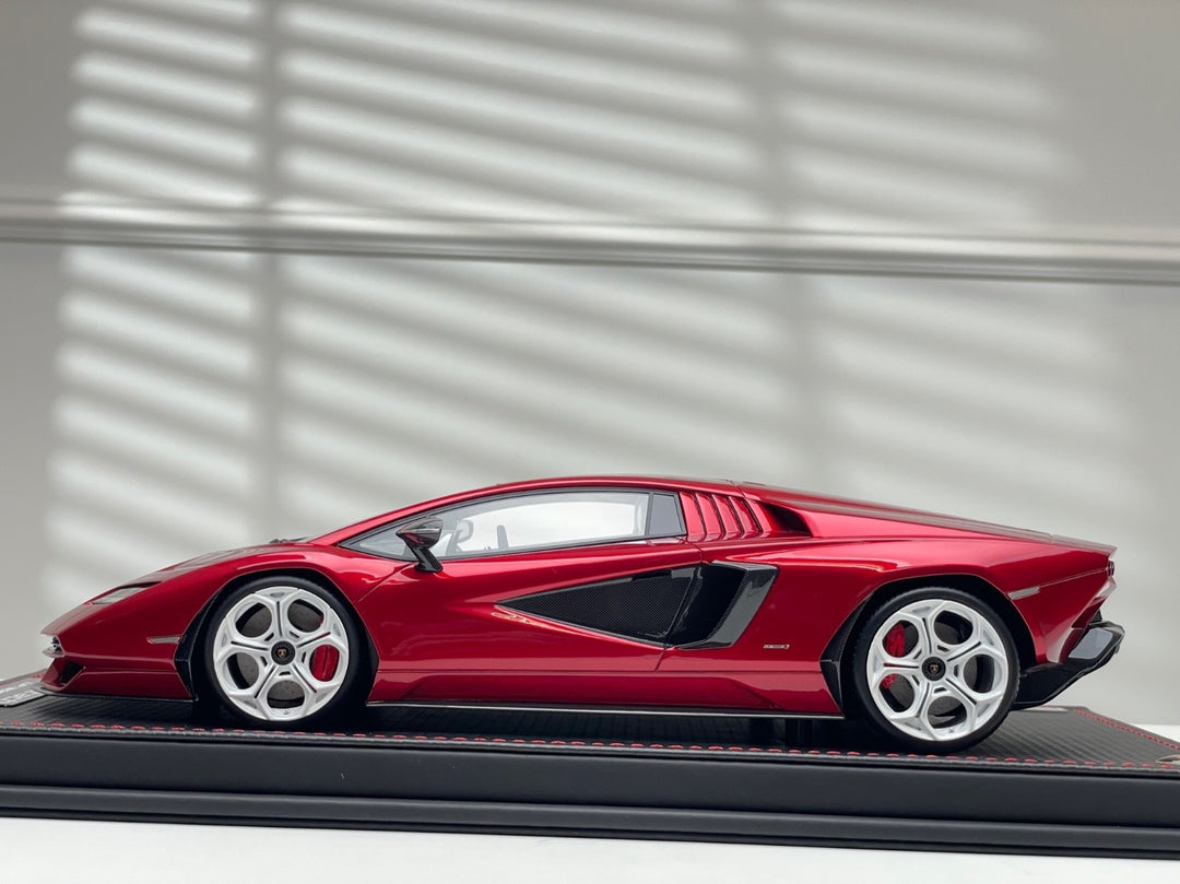 Lamborghini Countach LPI 800-4 (Metallic Red) [MR Collection] 1/18 scale