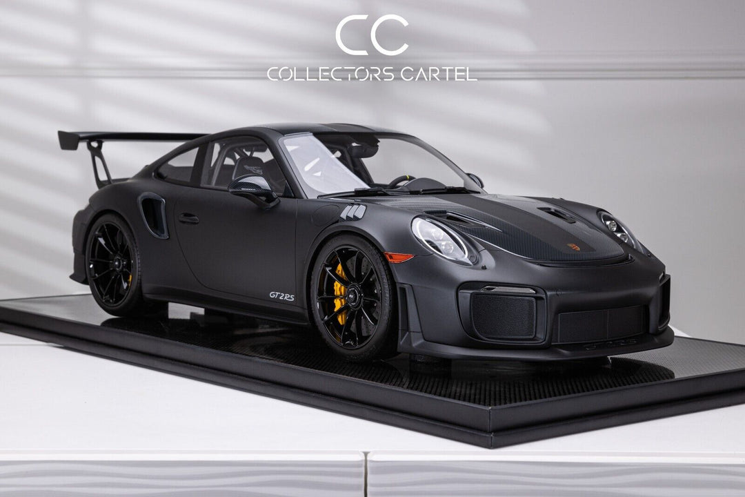 Porsche 911 GT2RS (Matt Black) [Dino Model] 1/8 scale