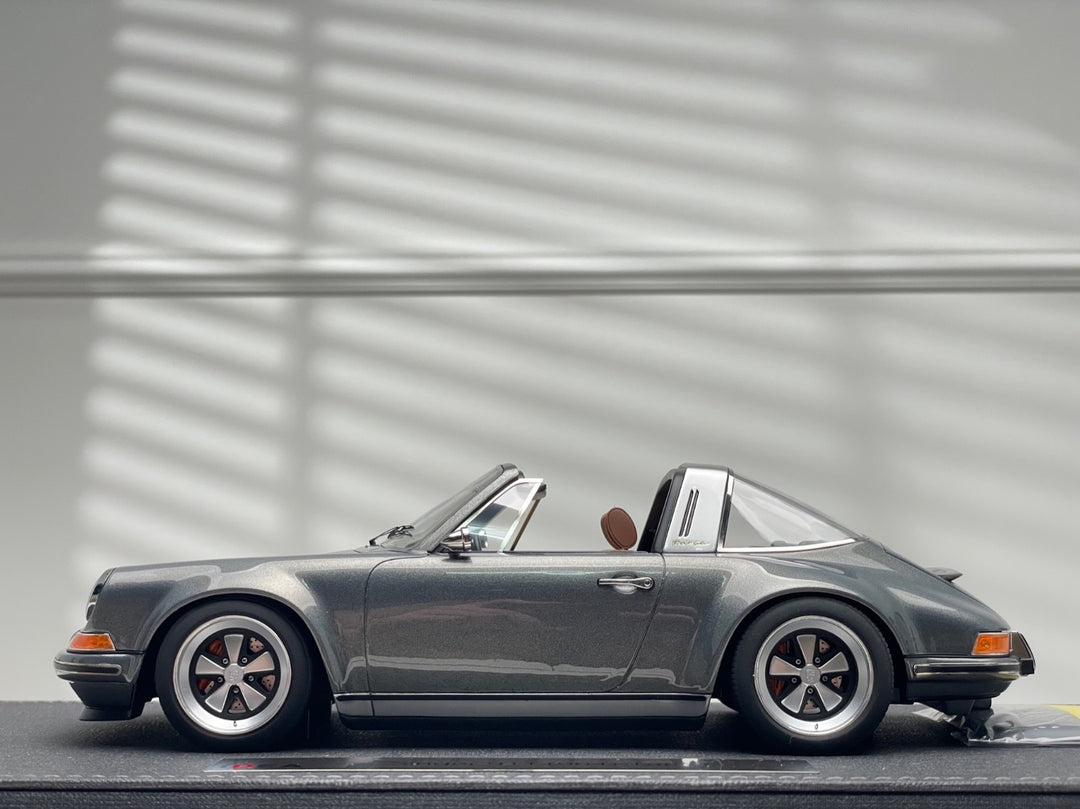 Porsche 911 Singer Targa (Gun Metallic) [Make Up IDEA] 1/18 scale