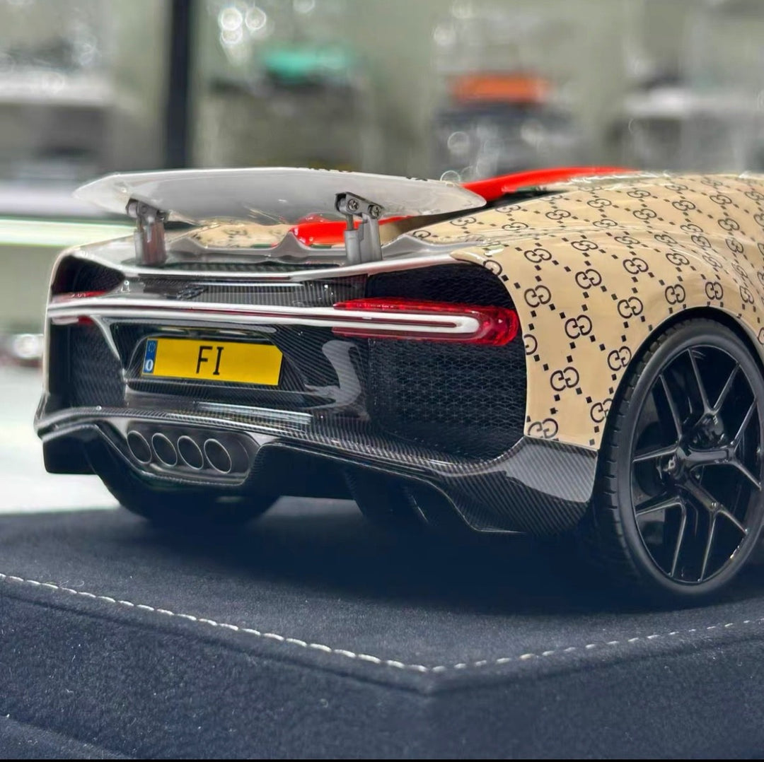 Bugatti Chiron Sport (Brown GUCCI Monogram) [Henson&Heaven] 1/18 scale