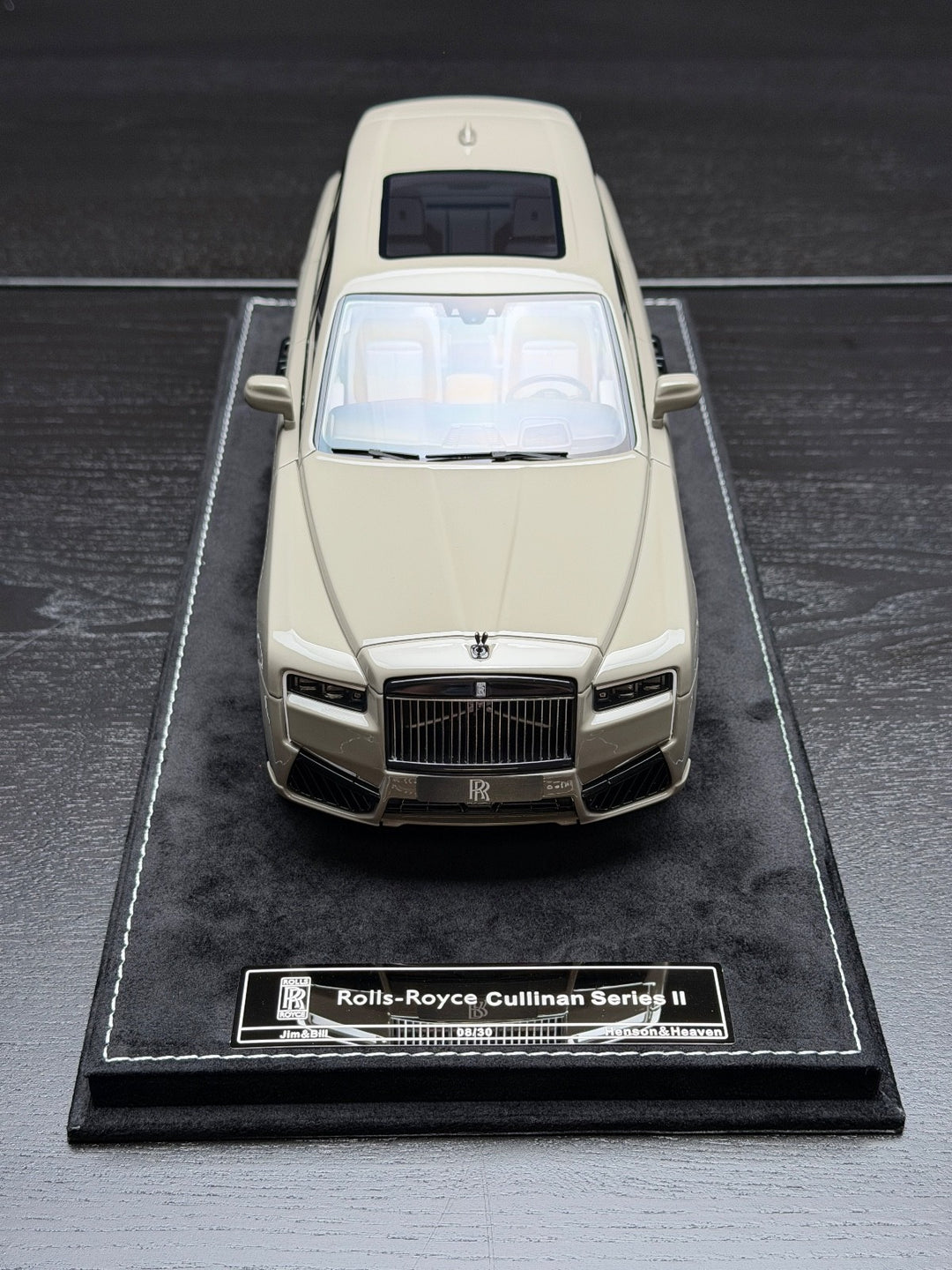Rolls-Royce Cullinan Series II Black Badge (Gray) [H&H] 1/18 scale