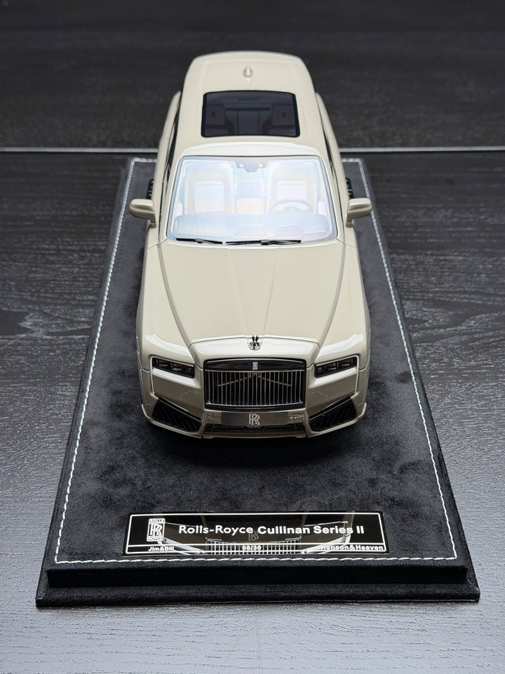 Rolls-Royce Cullinan Series II Black Badge (Gray) [H&H] 1/18 scale