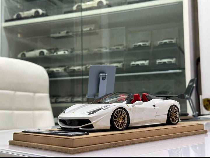 Ferrari 458 Spider SVR (Metallic White) [Veloce] 1:18 scale