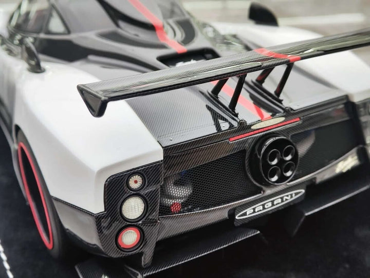 Pagani Zonda Cinque (White/ Carbon) [Henson & Heaven] 1/18 scale