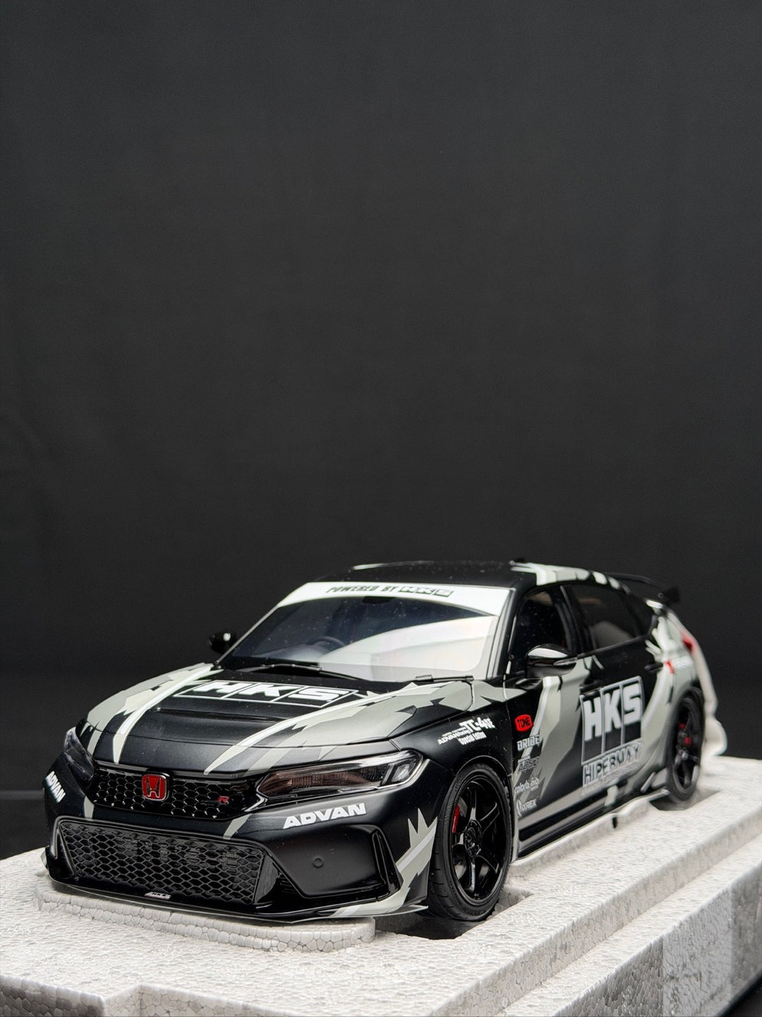 Honda Civic Type R HKS (HKS Decals) [Motorhelix] 1/18 scale