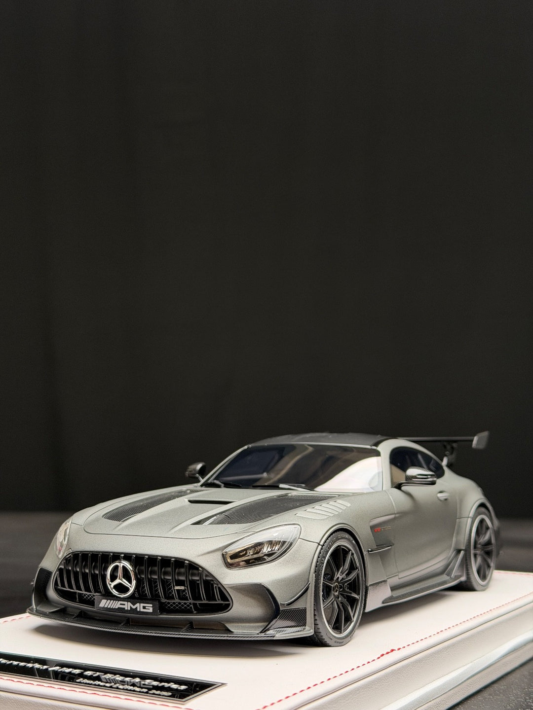 Mercedes-AMG GT Black Series (Matte Grey) [IVY Merit Model] 1/18 scale