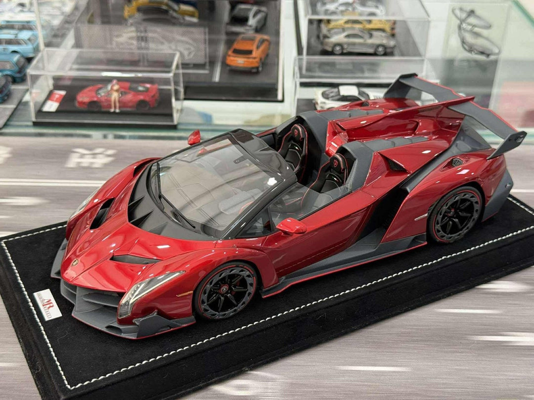 Lamborghini Veneno Roadster (Metallic Red) [MR Collection] 1/18 scale