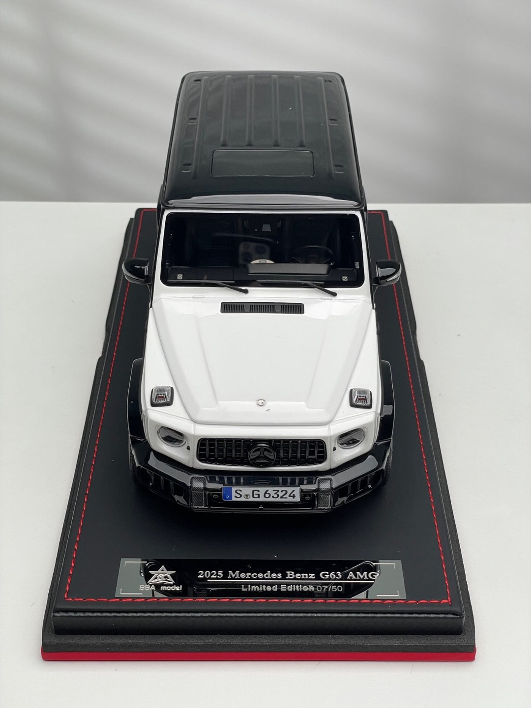 Mercedes-Benz AMG G63 2025 (Panda) [BBA Model] 1/18 scale
