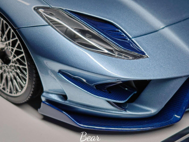 Ferrari 812 Superfast SVR (Ice Blue Metallic) [Davis & Giovanni] 1:18 scale