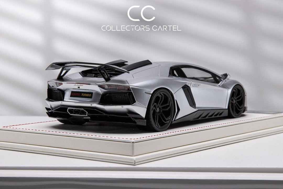 Lamborghini Huracan Performante NOVITEC (Silver) [Davis & Giovanni] 1/18 scale
